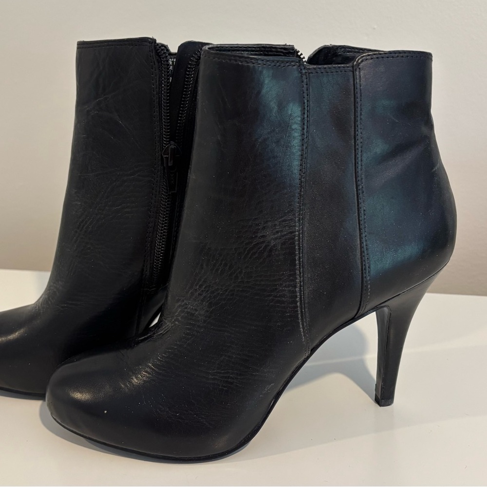 Nine West Sleek Black Leather Ankle Booties with Stiletto Heel